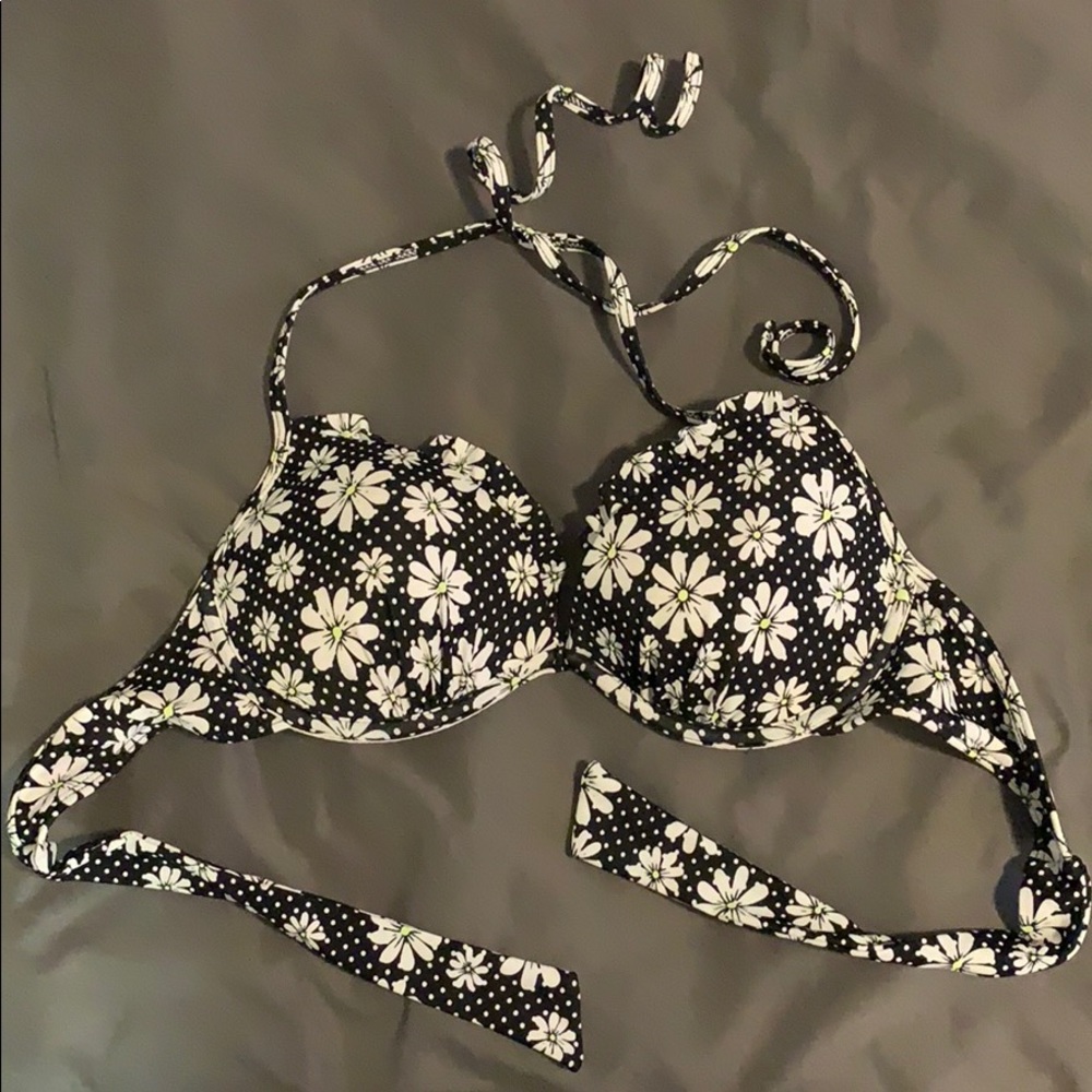 Black and White Daisy Bikini Top